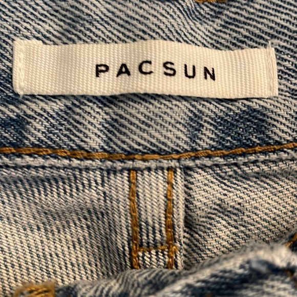 Ultra High Rise Slim Light-Wash PacSun Jeans - Picture 6 of 9